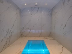 Ziwa Pool