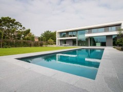 Schreppie Pools BVBA Een witte parel