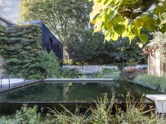 Wouters Zwemvijvers & Tuinontwerp Stadstuin bij kunstenaars