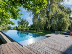 Grenson Piscines Construction Schitterend
